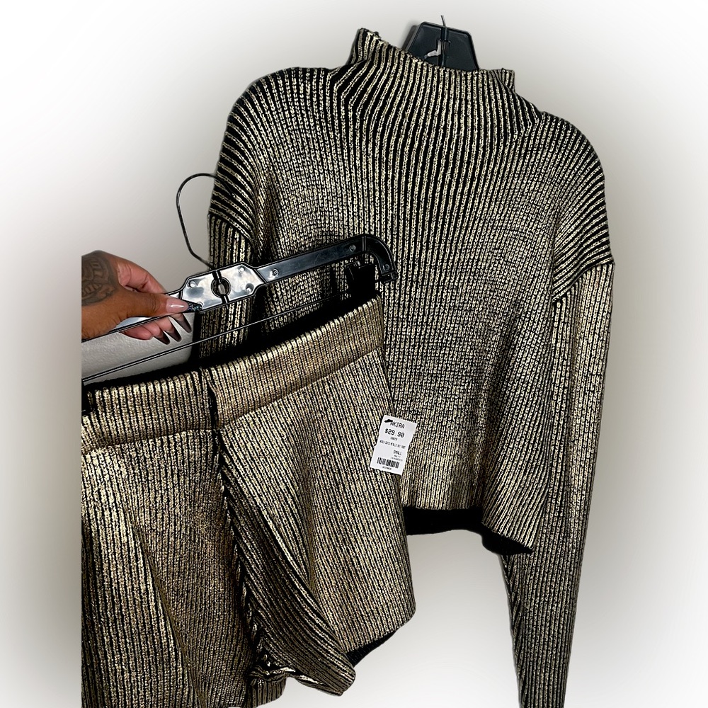 2 piece set . (Long sleeve turtle neck and shorts)
